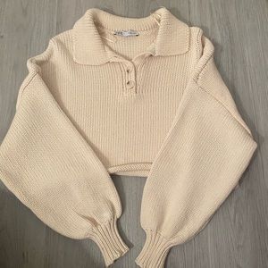 Zara cropped knit sweater 😍 GOING AWAY SOON!!!